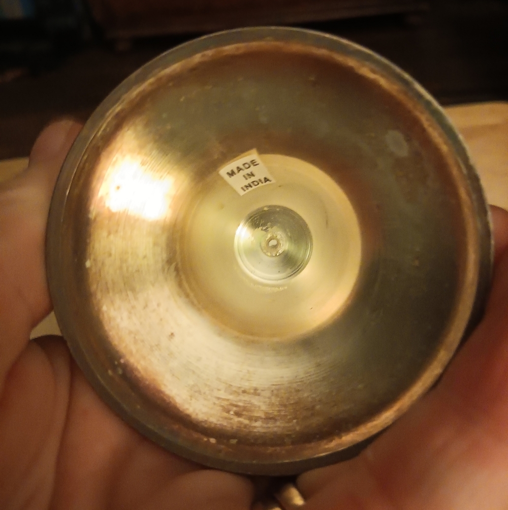 Silver Plated Decorative Bowl with Celtic Knot - Picture 3 of 4